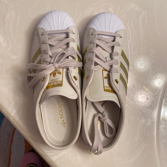 adidas Shoes - Women’s Adidas Clog Sneakers